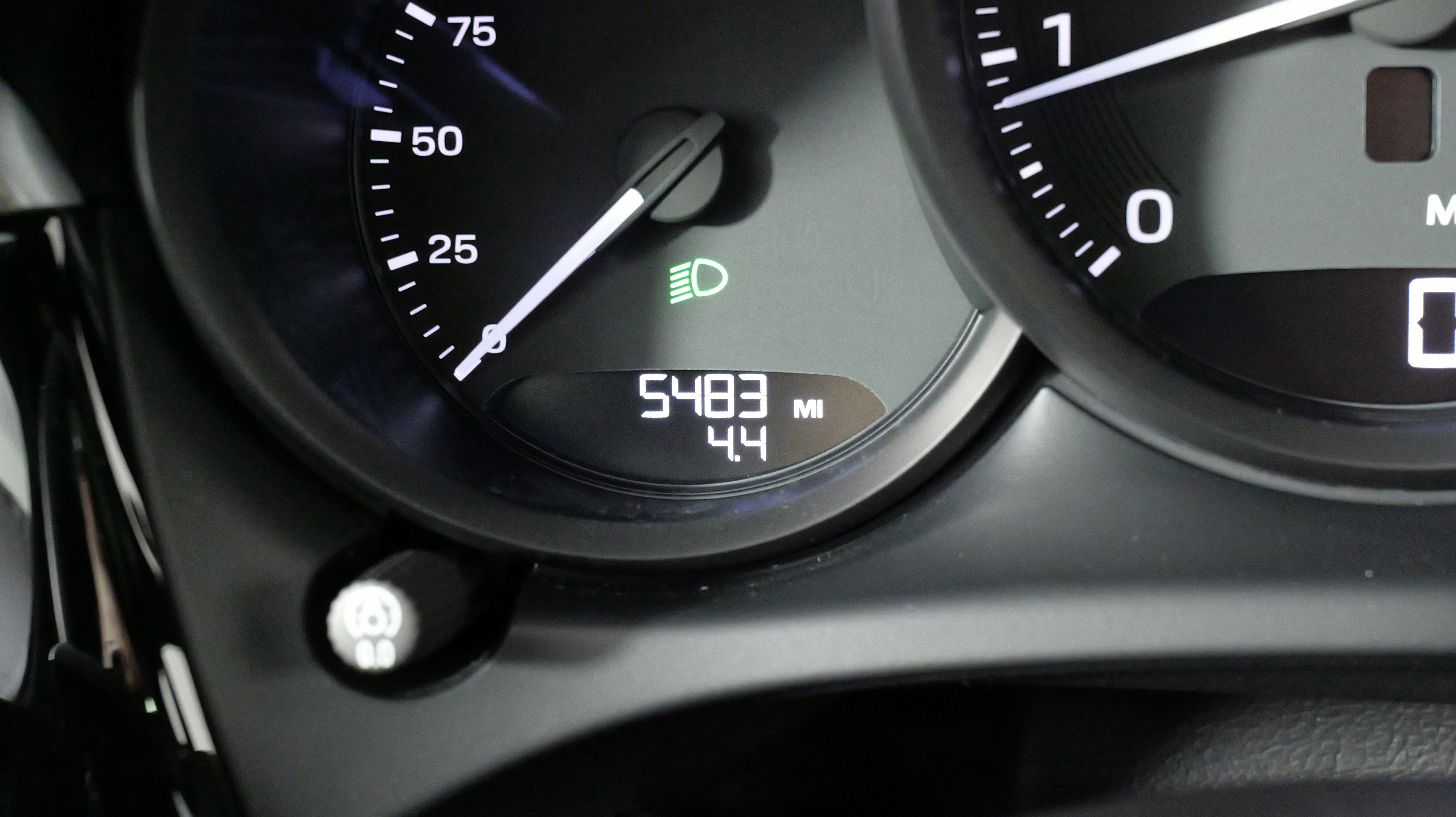 Used 2025 Porsche Macan image 46