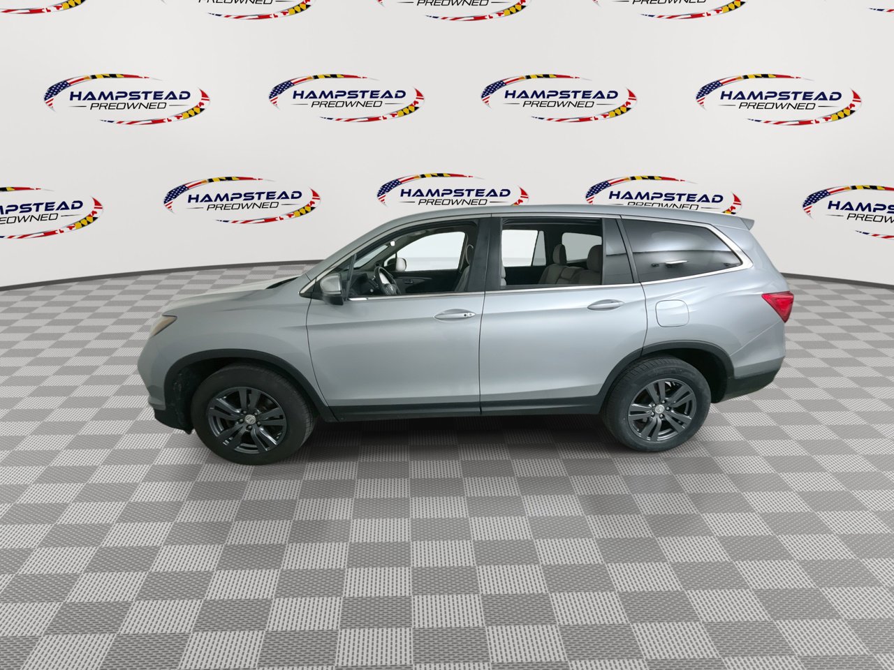 Used 2017 Honda Pilot EX image 5