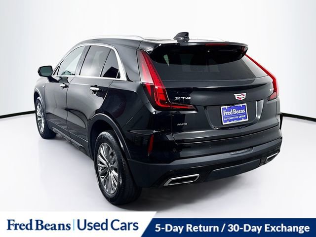 Used 2025 Cadillac XT4 Premium Luxury image 5