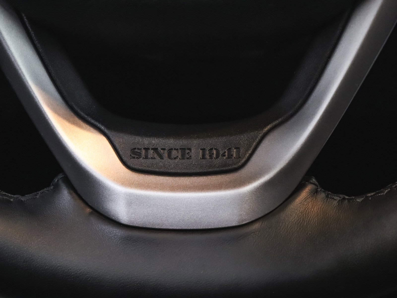 Used 2021 Jeep Grand Cherokee Laredo image 31