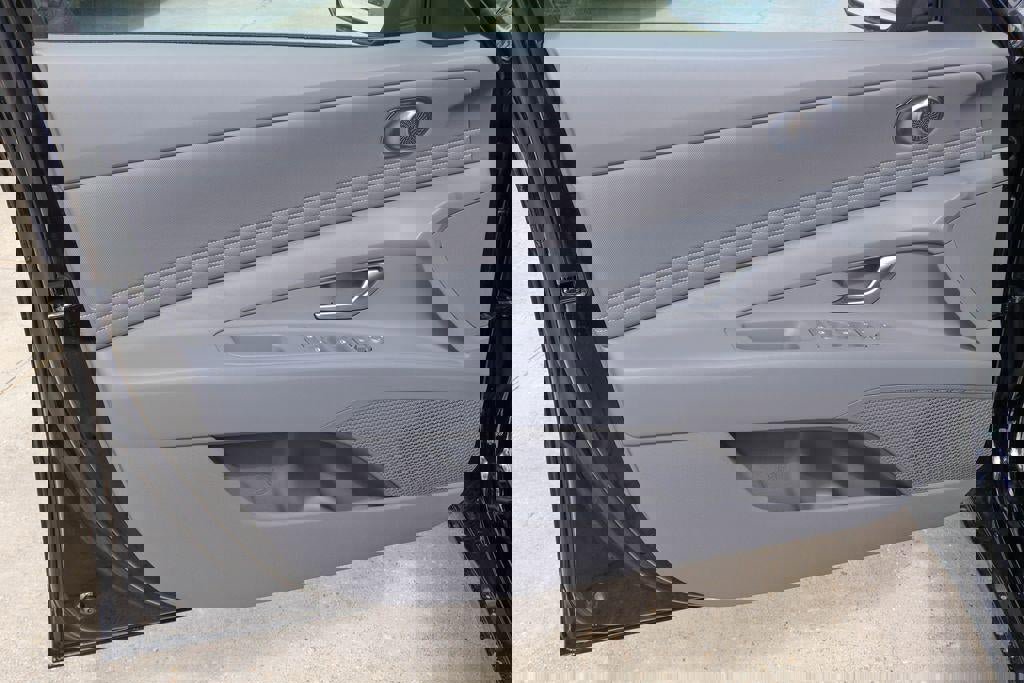 New 2026 Hyundai Elantra Sport image 11