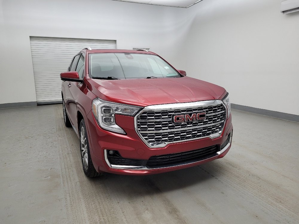 Used 2022 GMC Terrain Denali w/ Denali Premium Package image 14