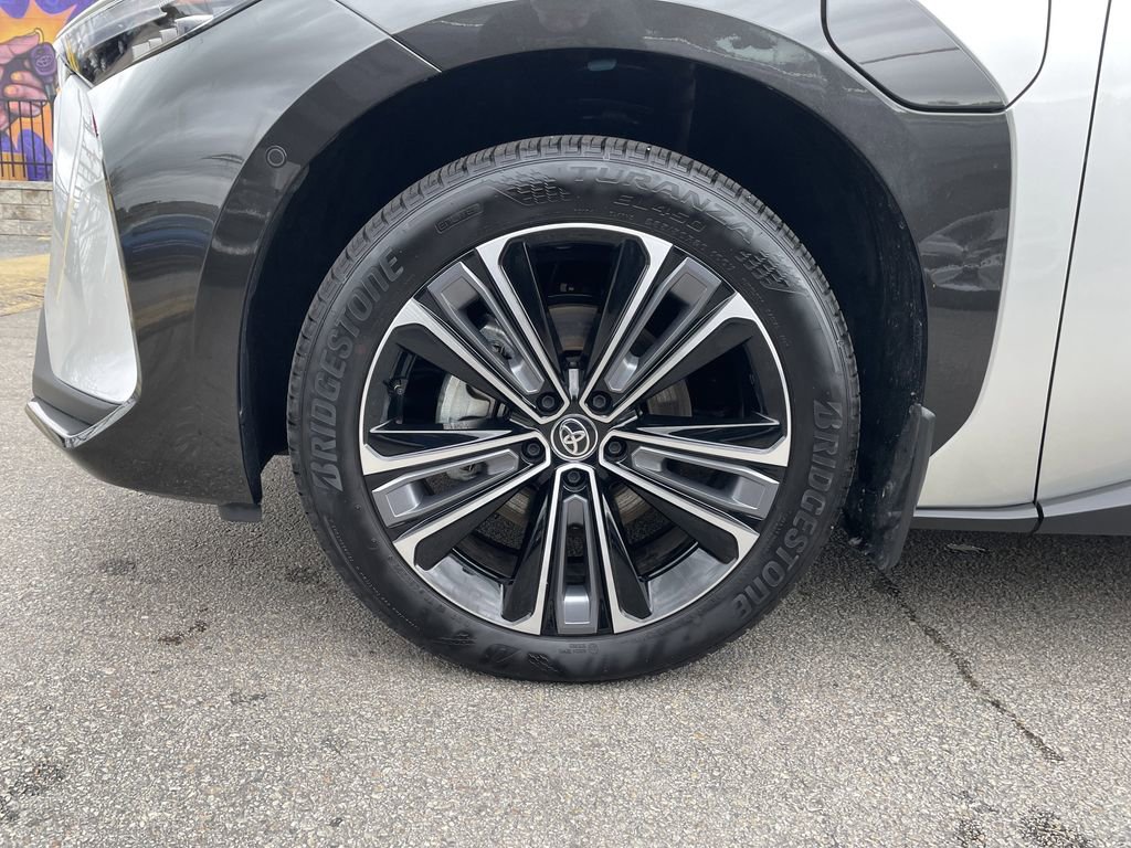 Used 2024 Toyota bZ4X AWD w/ Weather Package image 9