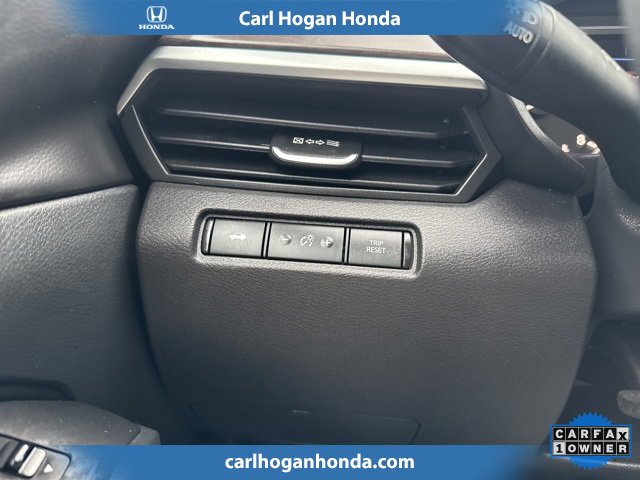 Used 2024 Nissan Altima 2.5 SV image 17