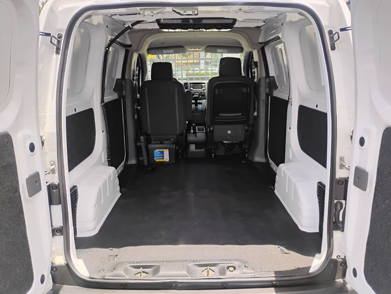 Used 2019 Nissan NV200 S FWD image 87
