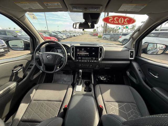 Certified 2025 Nissan Frontier SV image 14