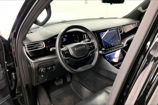 Used 2024 Jeep Grand Wagoneer L Series II w/ Quick Order Packagew 28T AWD/4WD image 15