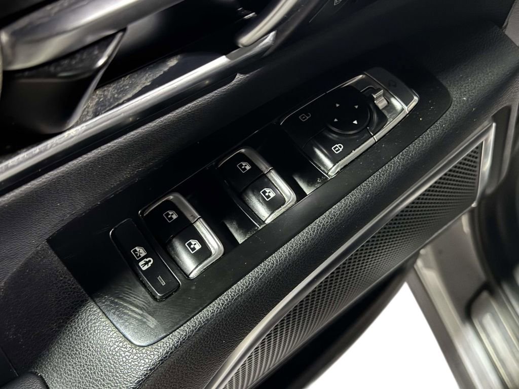 Used 2022 Kia Telluride SX w/ Nightfall Edition Package AWD/4WD image 14