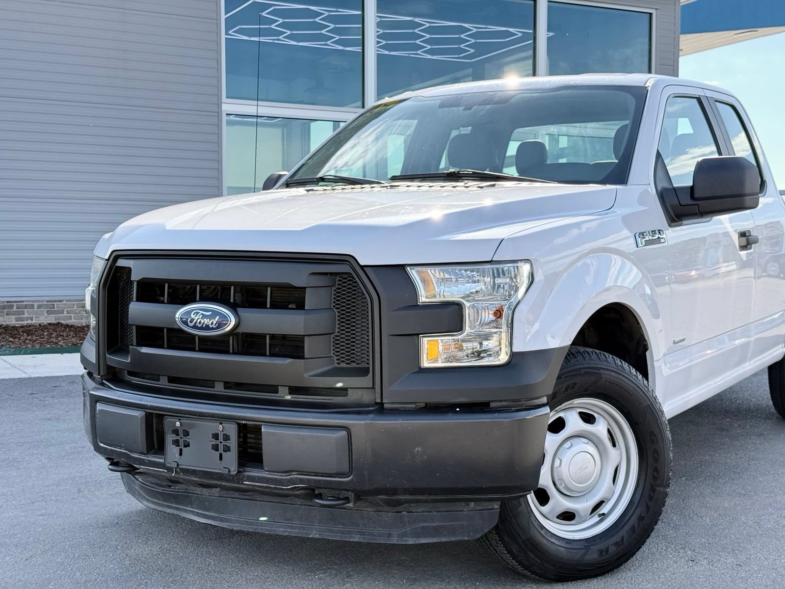 Used 2016 Ford F150 XL w/ XL Power Equipment Group AWD/4WD image 4