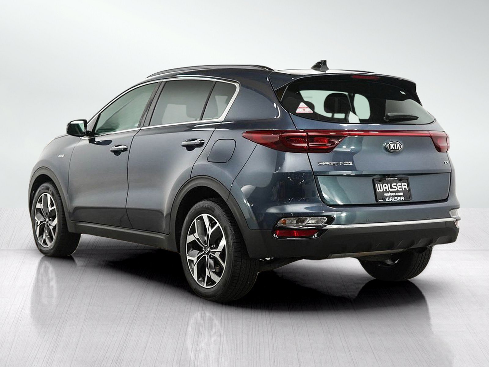 Used 2020 Kia Sportage EX w/ Option Group 15 AWD/4WD image 3