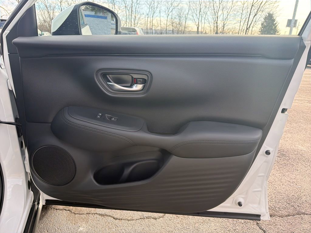 Certified 2026 Honda HR-V LX image 24