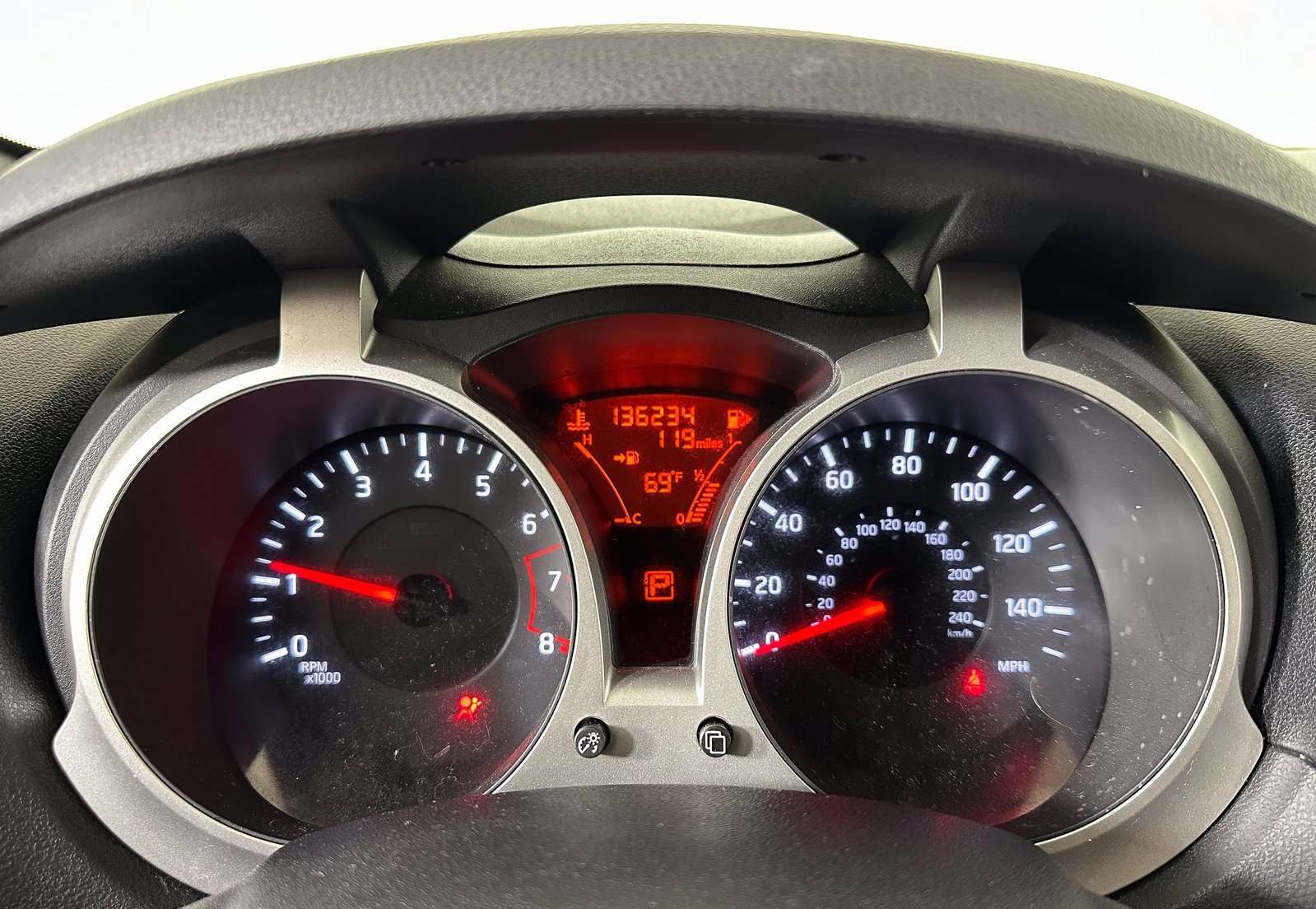 Used 2012 Nissan Juke SV image 11