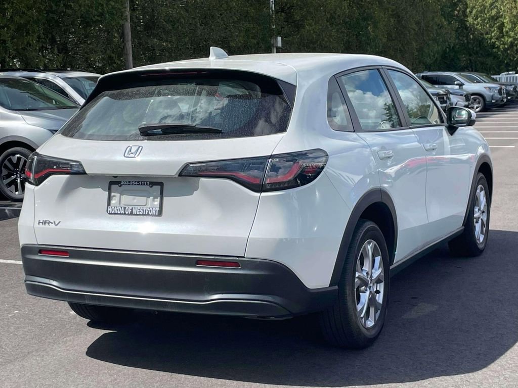 Certified 2024 Honda HR-V LX image 4