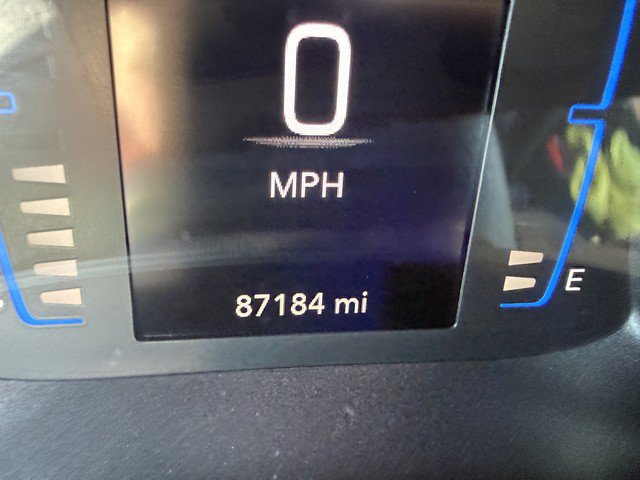 Used 2017 Chrysler Pacifica Touring-L FWD image 21