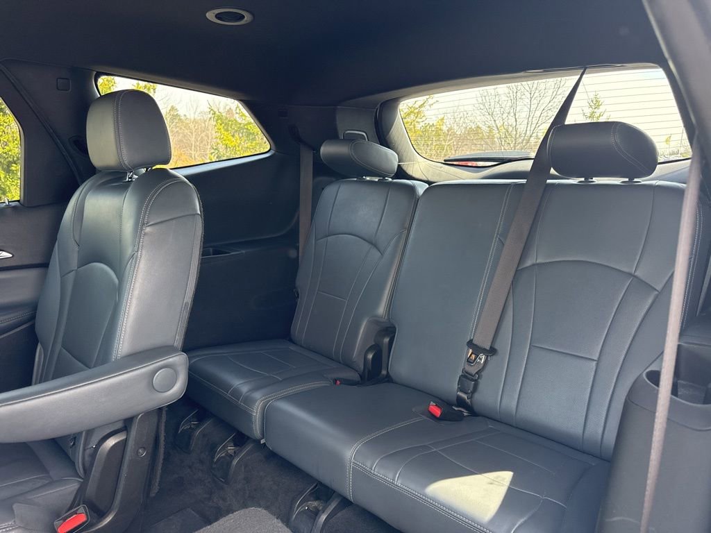 Used 2022 Buick Enclave Premium image 29