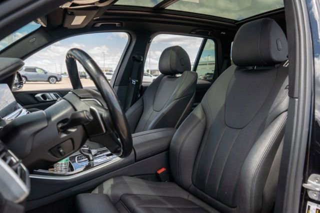 Used 2020 BMW X5 xDrive40i w/ Convenience Package AWD/4WD image 12