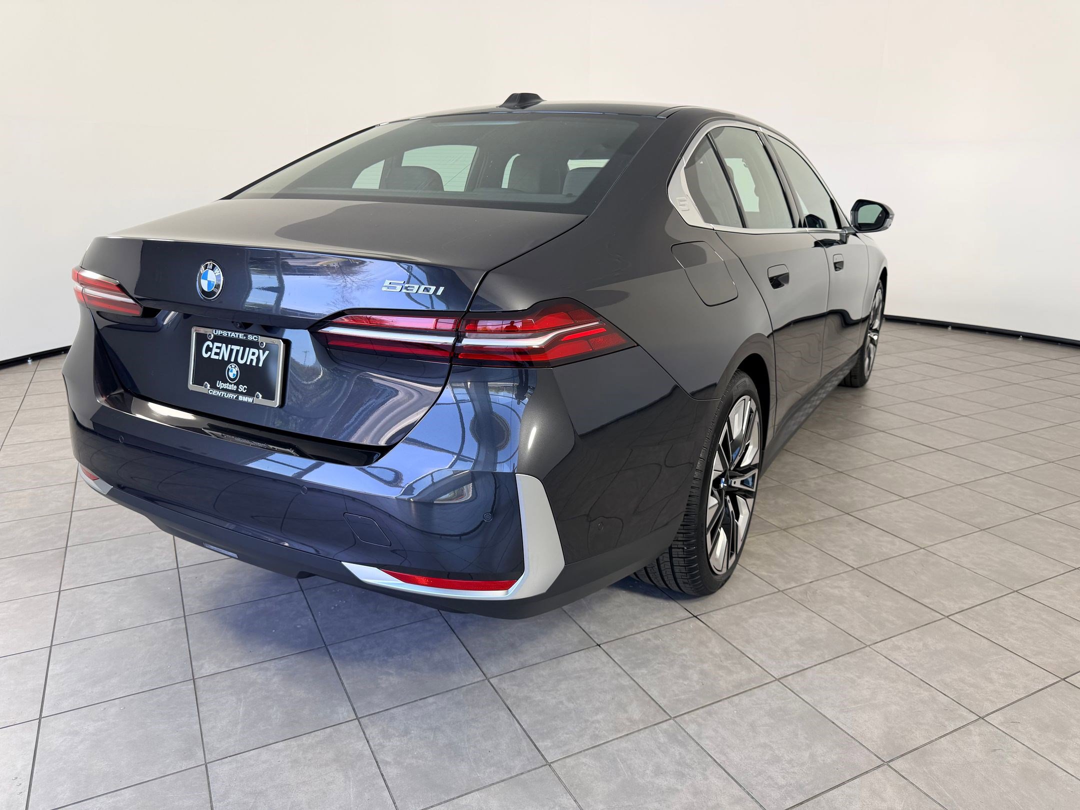 New 2026 BMW 530i RWD image 9