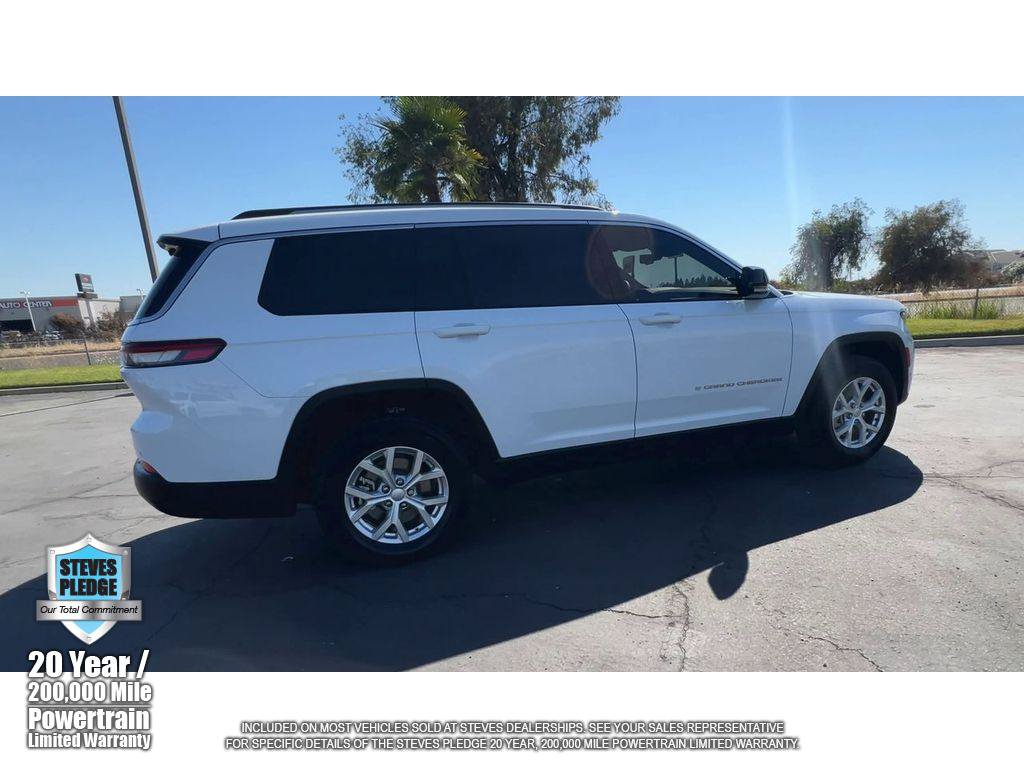 Used 2023 Jeep Grand Cherokee L Limited w/ Luxury Tech Group II RWD image 2