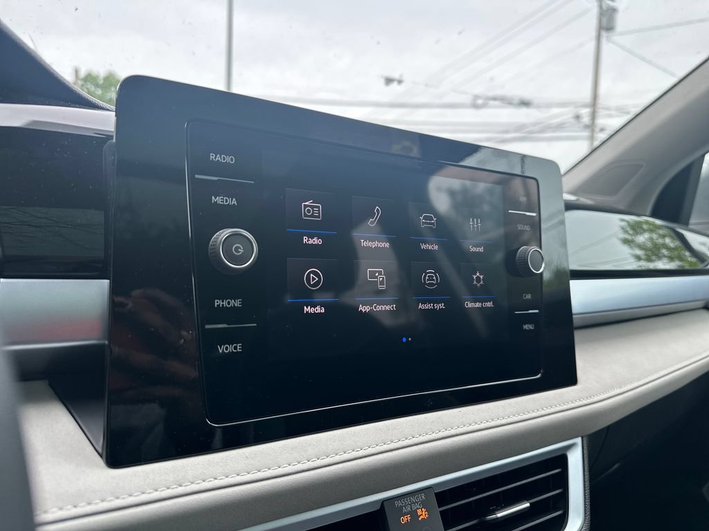 New 2026 Volkswagen Taos SE AWD/4WD image 14