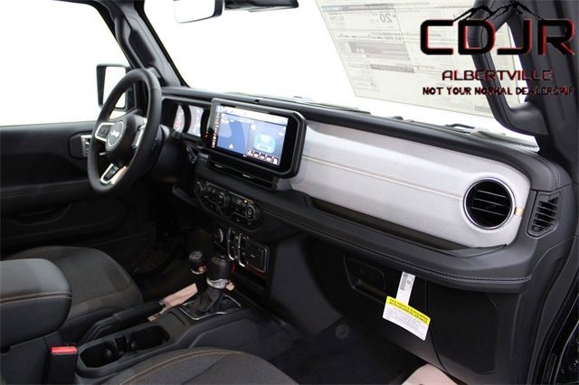 Used 2024 Jeep Wrangler Sahara w/ Technology Group image 19