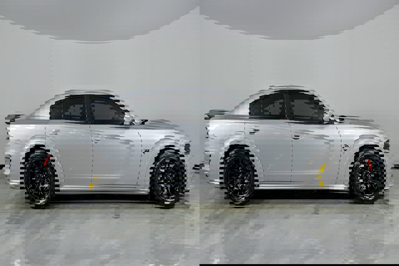 Used 2022 Dodge Charger SRT Hellcat image 14
