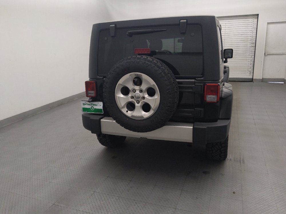 Used 2015 Jeep Wrangler Unlimited Sahara w/ Connectivity Group AWD/4WD image 7