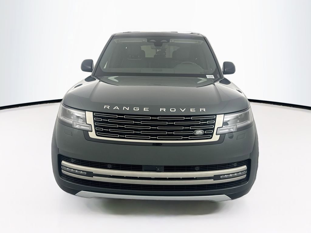 New 2026 Land Rover Range Rover SE image 2