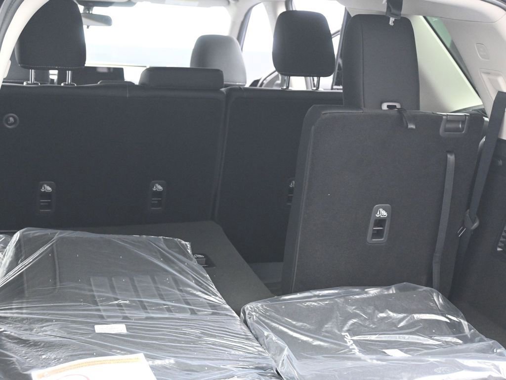 New 2026 Nissan Pathfinder SV image 22