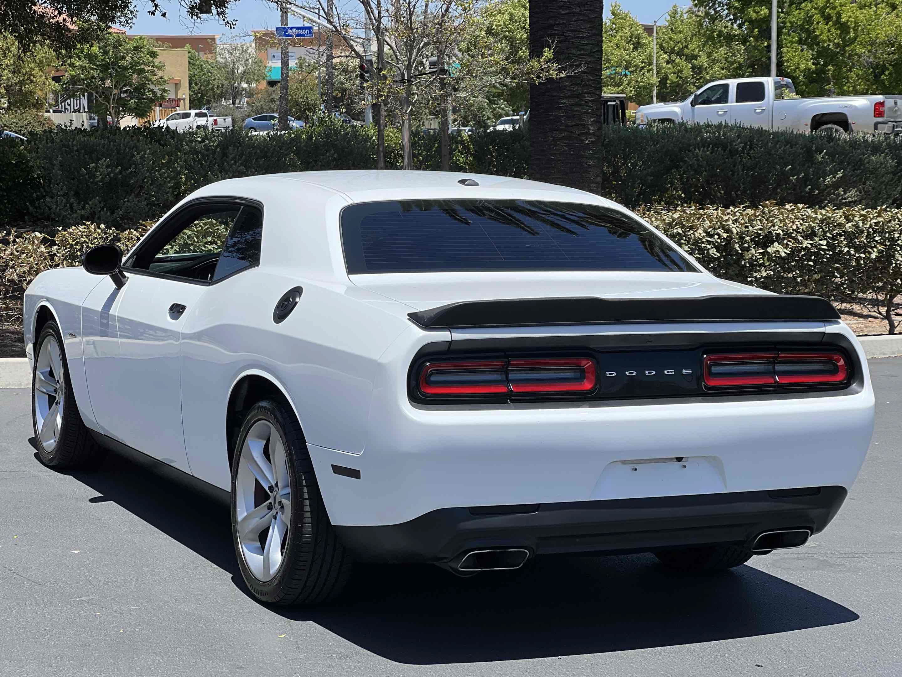 Used 2017 Dodge Challenger R/T RWD image 2