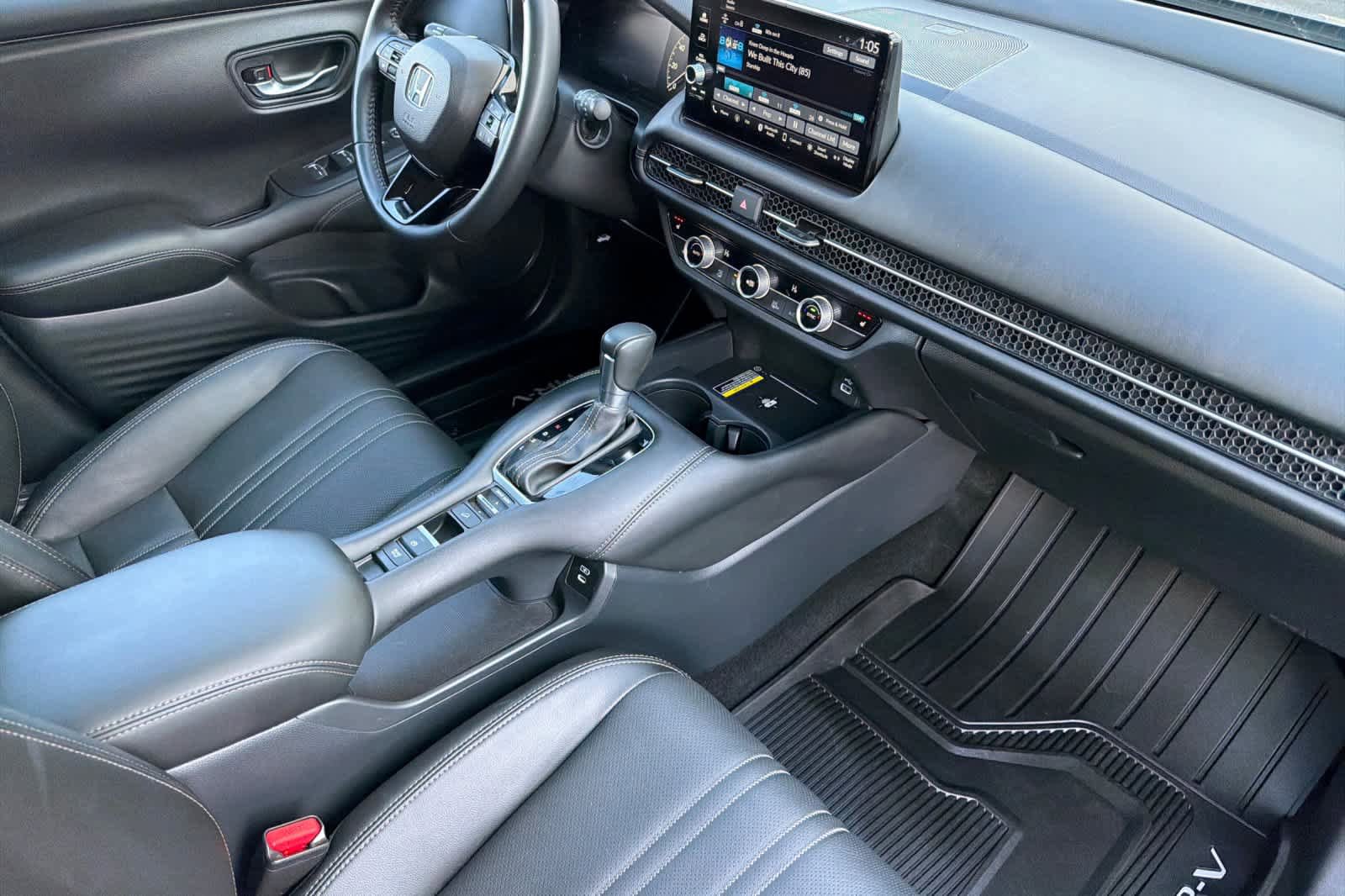 Certified 2025 Honda HR-V EX-L image 18