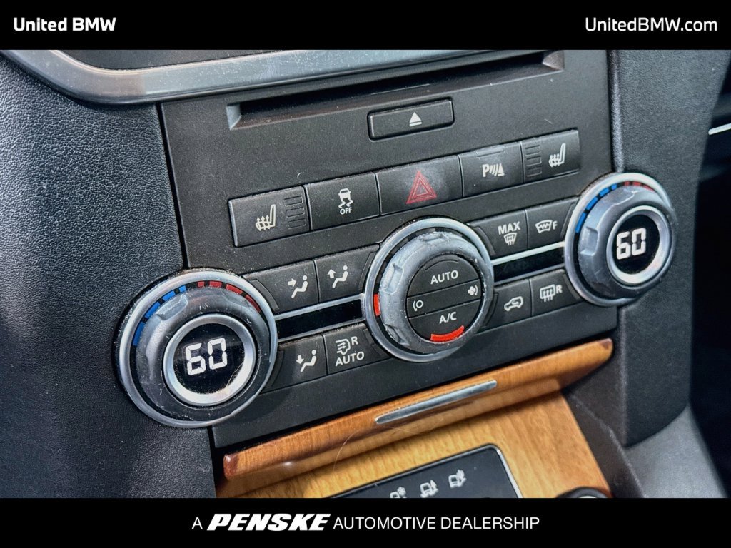 Used 2015 Land Rover LR4 HSE AWD/4WD image 18