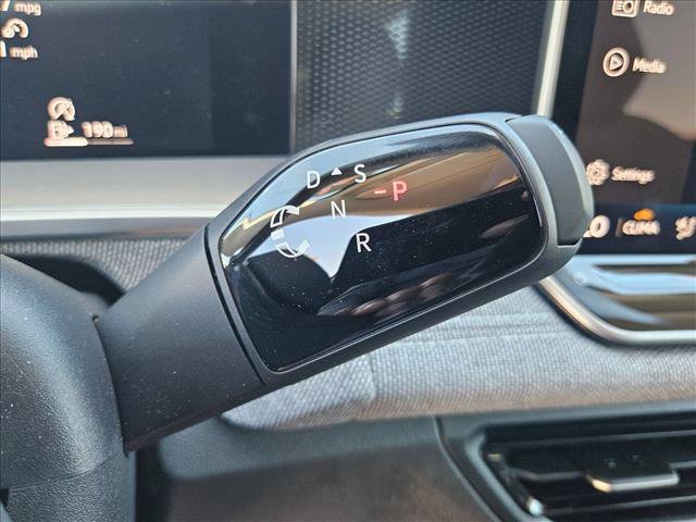 Used 2026 Volkswagen Tiguan S FWD image 13