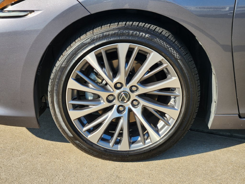 Used 2019 Lexus ES 350 w/ Premium Package FWD image 10