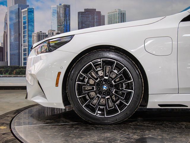 New 2026 BMW M5 w/ Executive Package image 7