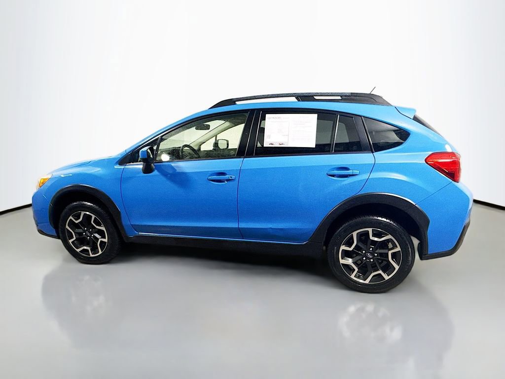 Used 2016 Subaru Crosstrek 2.0i Premium w/ Moonroof Package image 4