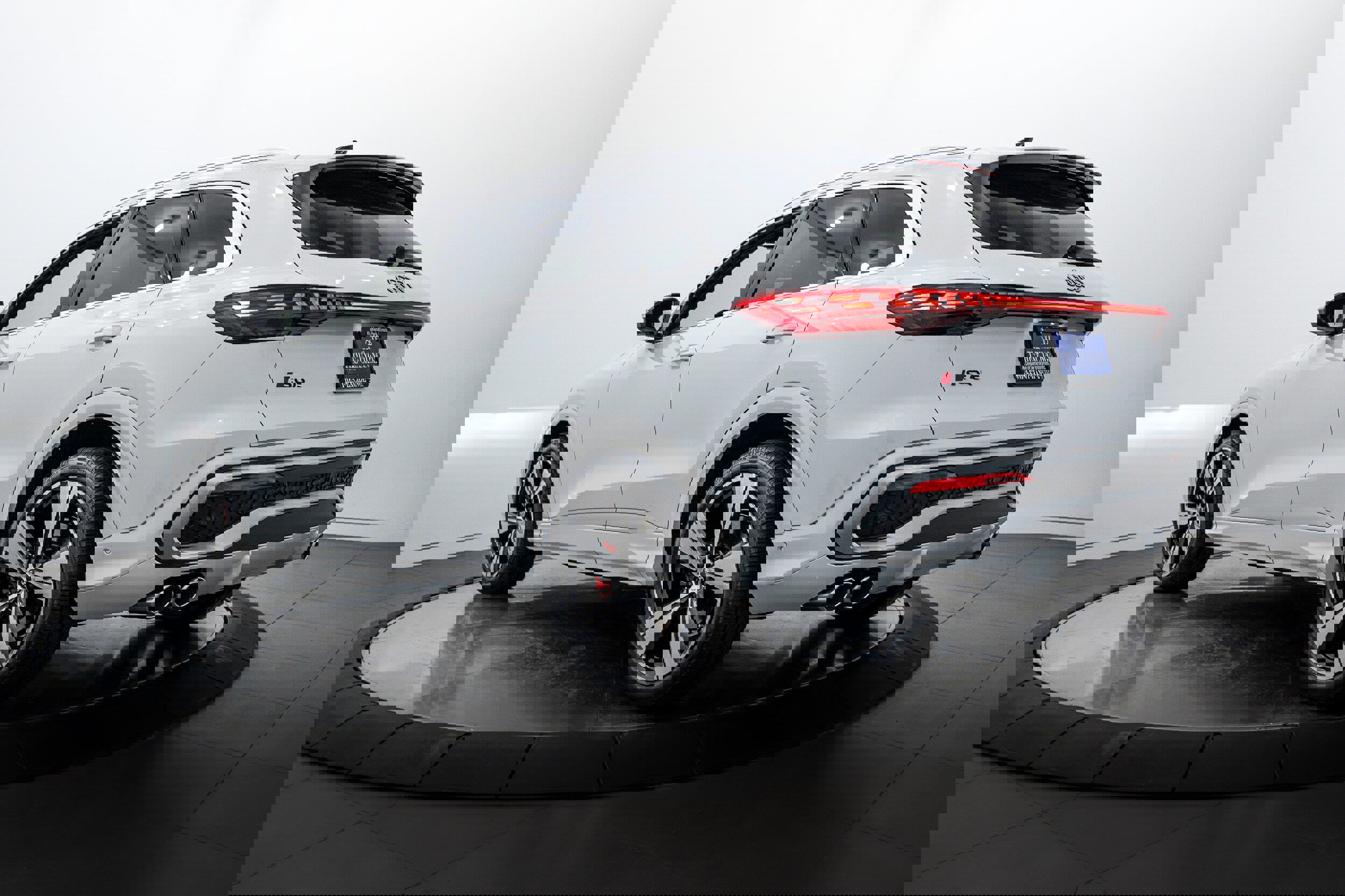 New 2025 Audi SQ5 Premium Plus image 5