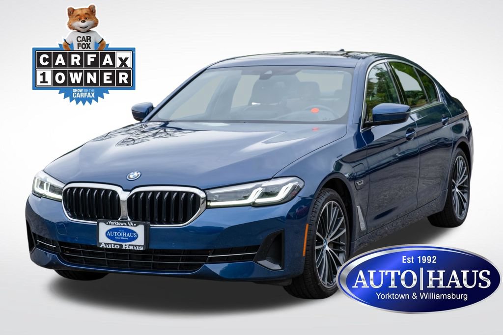 Used 2023 BMW 530e xDrive w/ Premium Package AWD/4WD image 1