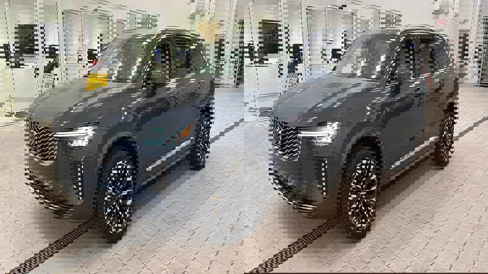 New 2026 Volvo XC90 B6 Ultra image 9