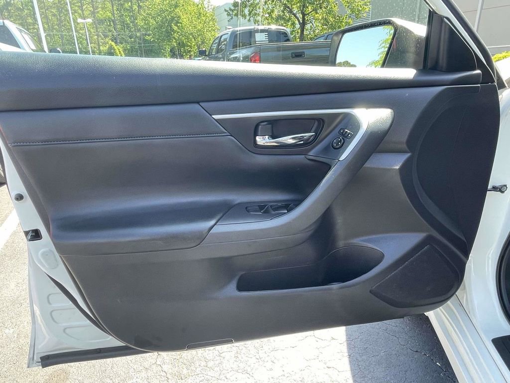 Used 2018 Nissan Altima 2.5 SR FWD image 20