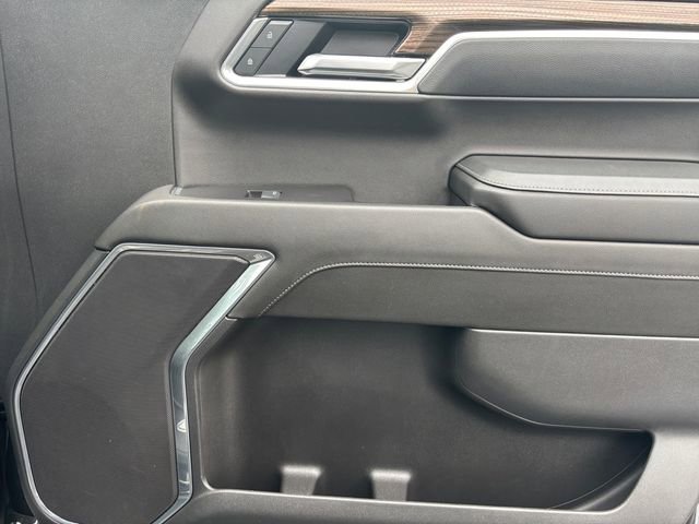Used 2025 Chevrolet Silverado 1500 LT image 19