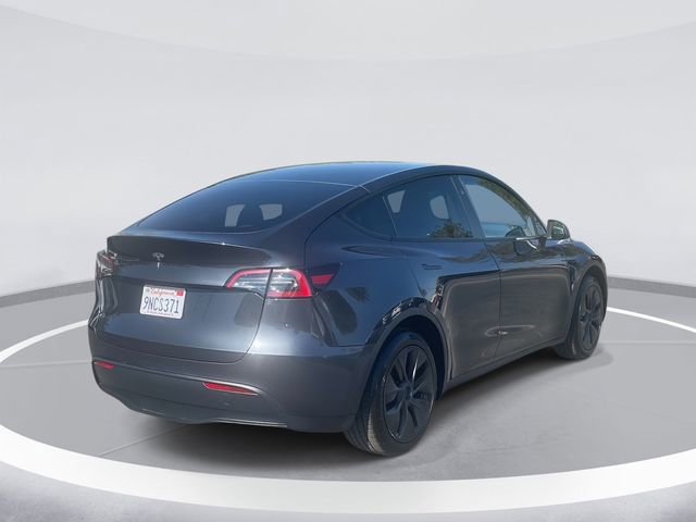 Used 2024 Tesla Model Y Long Range image 4