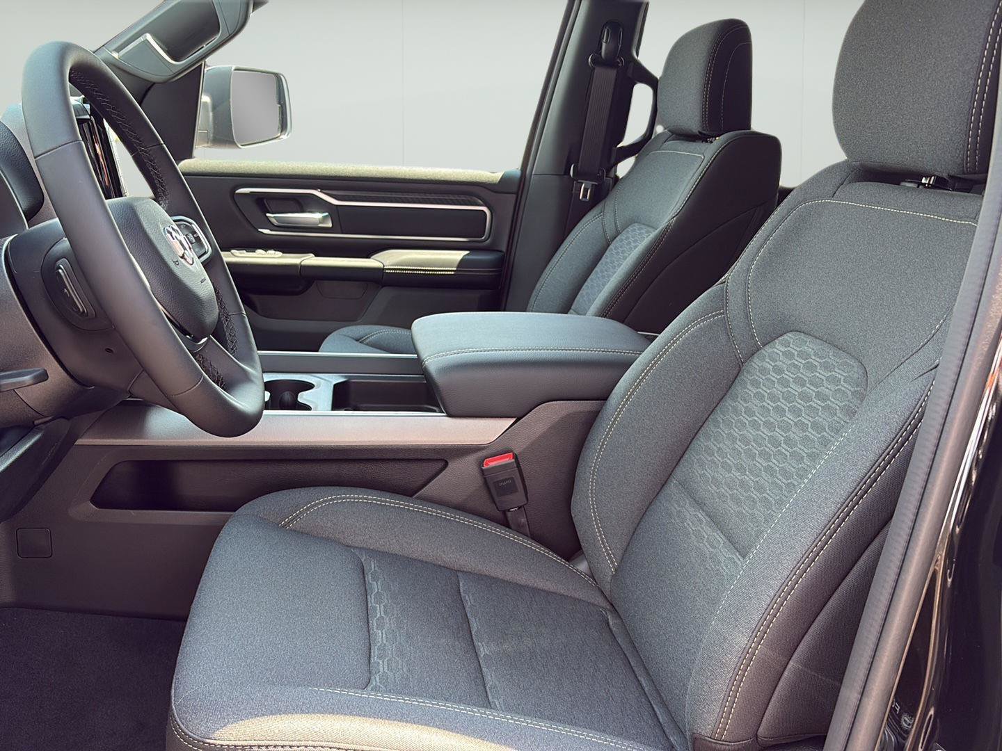 New 2026 RAM 1500 Big Horn AWD/4WD image 6