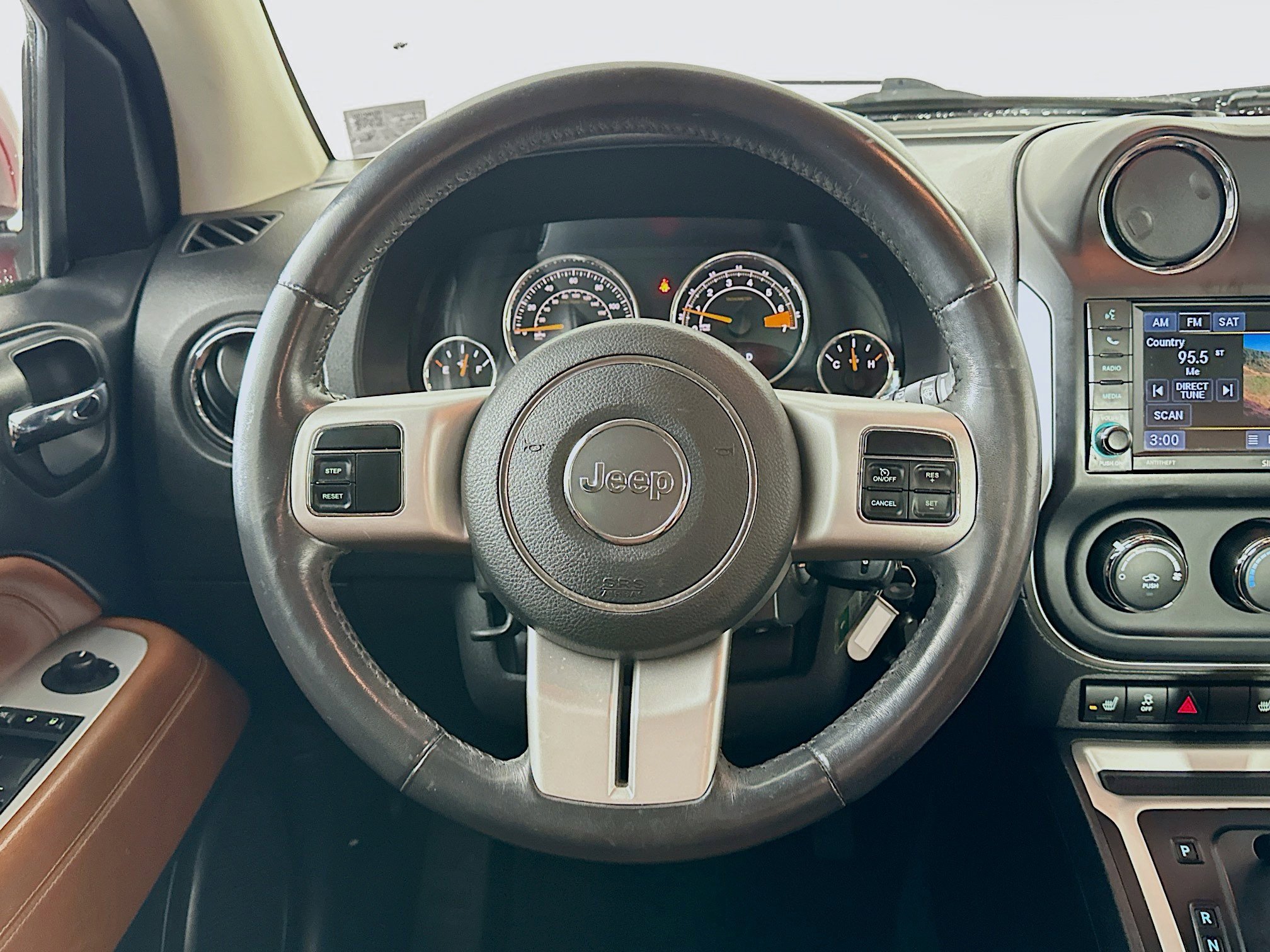 Used 2017 Jeep Compass High Altitude image 16