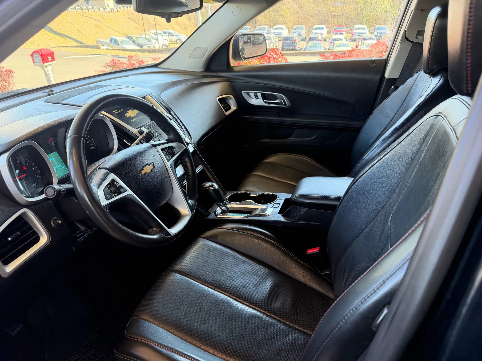 Used 2017 Chevrolet Equinox LT image 7