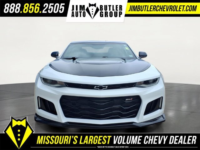 Used 2022 Chevrolet Camaro ZL1 RWD image 23