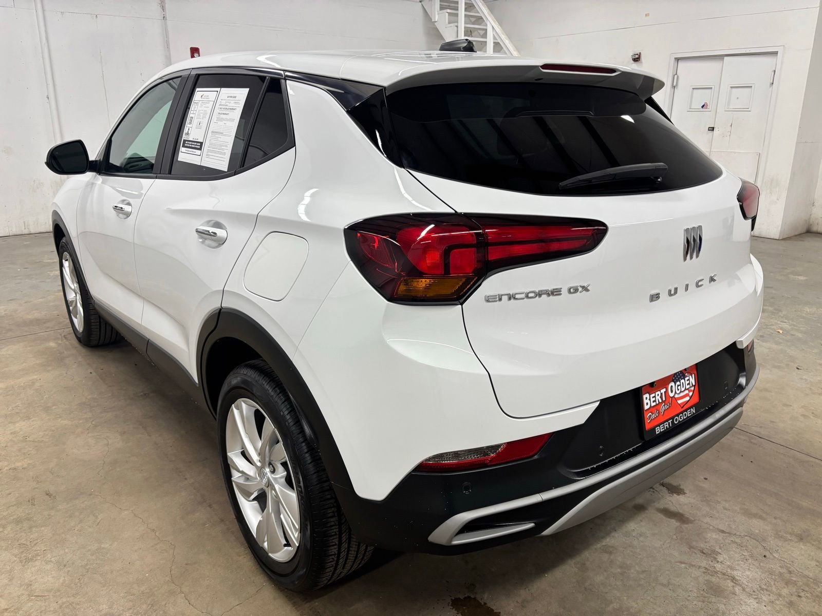 Used 2025 Buick Encore GX Preferred w/ Advanced Technology Package FWD image 5