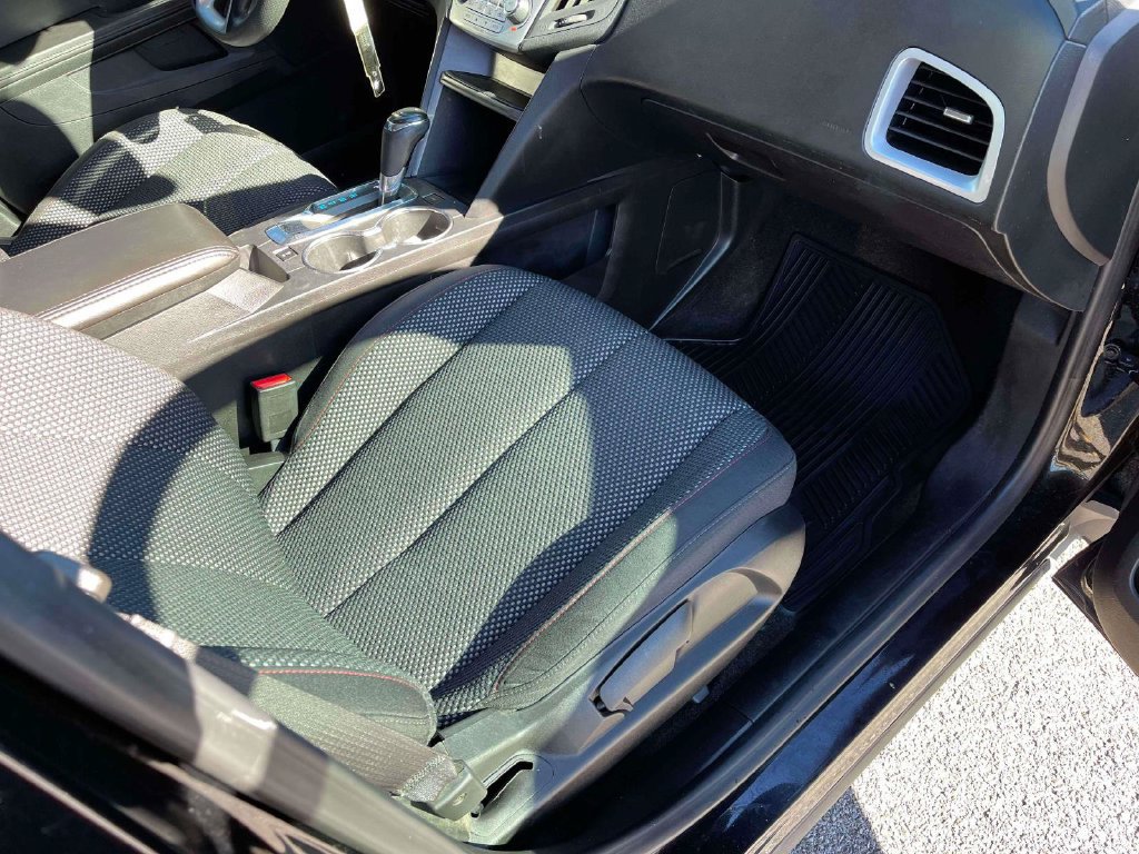 Used 2016 Chevrolet Equinox LT FWD image 14