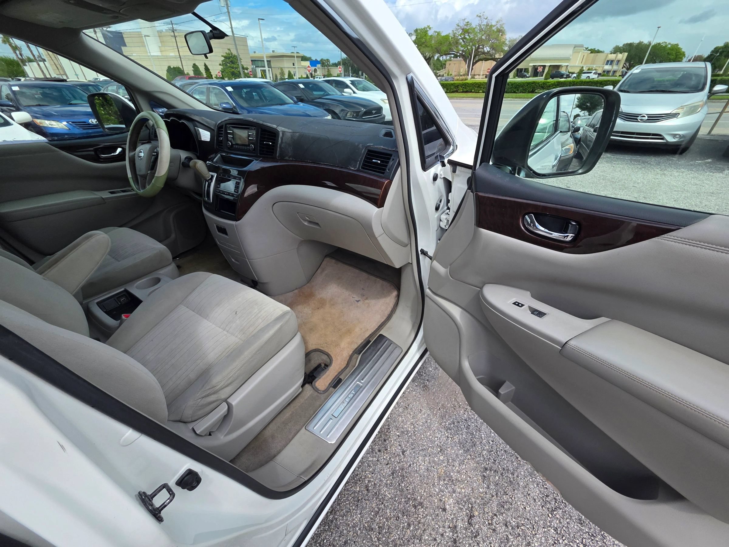Used 2012 Nissan Quest SV w/ Protection Pkg FWD image 23