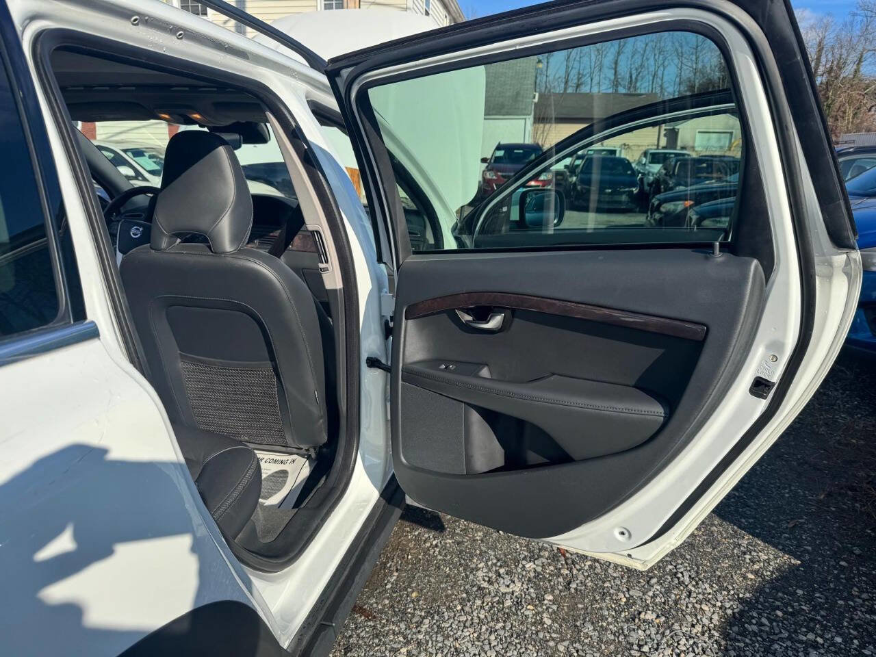 Used 2015 Volvo XC70 T6 image 30