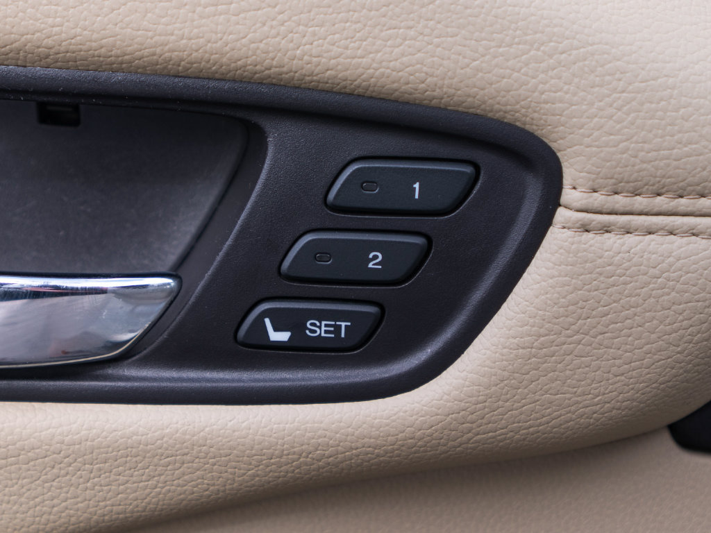 Certified 2017 Acura RDX AWD image 27